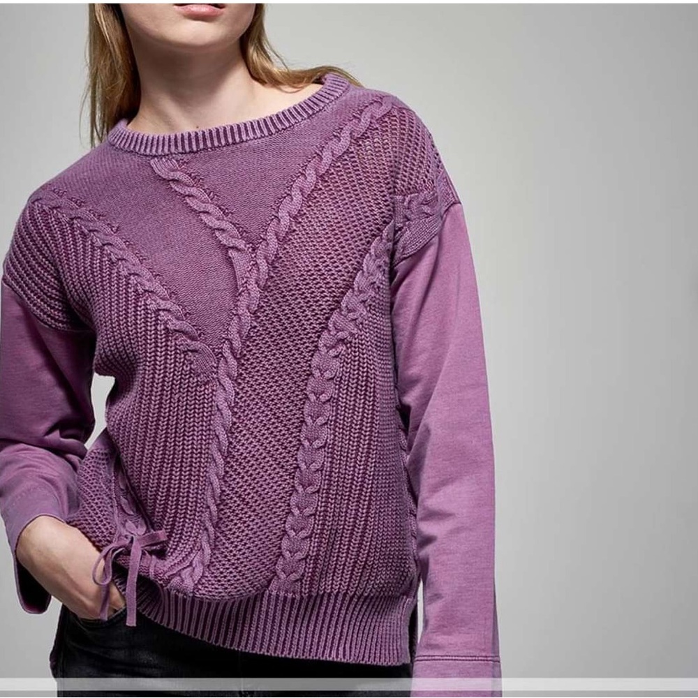 Minne brand sweater 100 %cotton purple color.Size Large